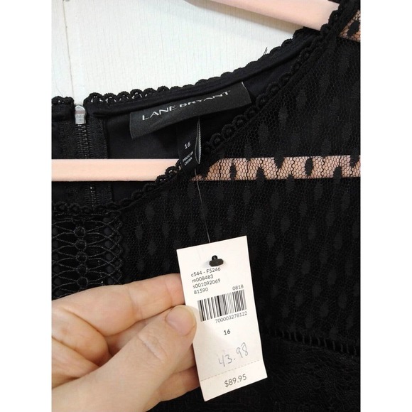 Lane Bryant WM 16 Dress NWT Black Short Sleeve Lace Zip Closure Ruffle Bottom - Picture 4 of 7